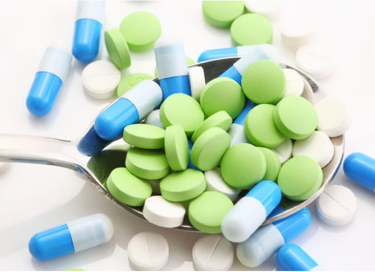 吃他汀类药物的朋友,若身体出现3种情况,建议及时停止用药