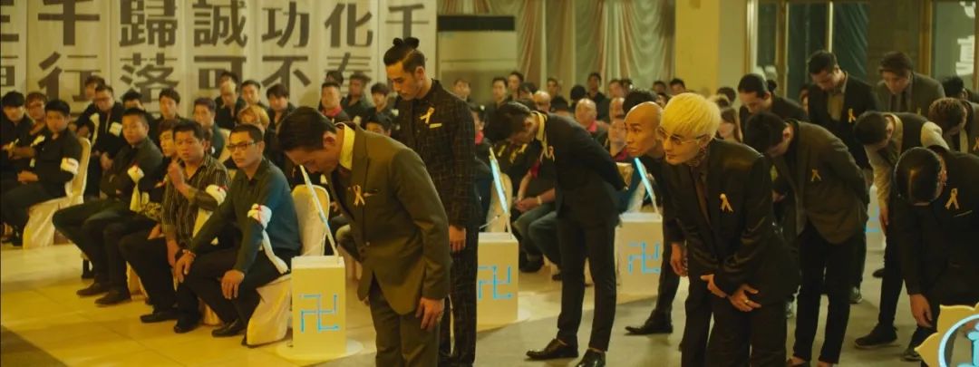 《愤怒的黄牛》:最惊艳的那个大反派,就是《角头2》最狂那个