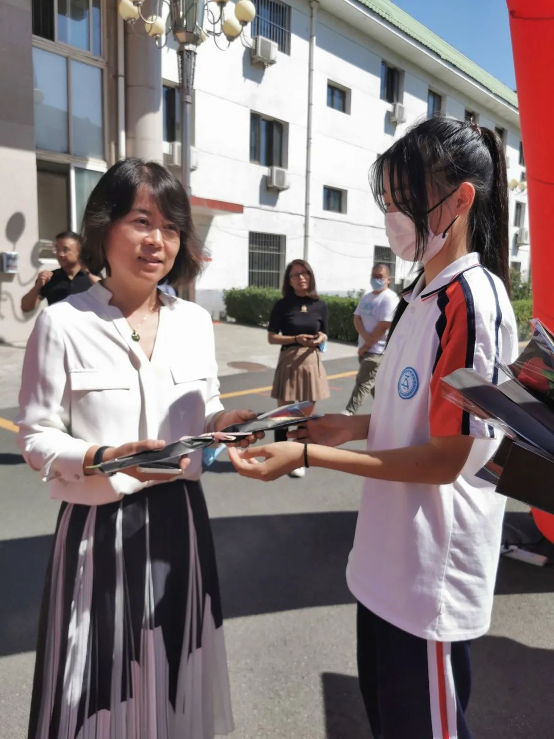 传道奠基人生 筑梦点亮未来|怀柔五中庆教师节活动