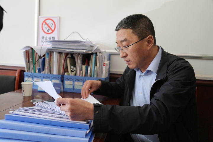 张殿文深入基层一线调研指导拓展脱贫攻坚与乡村振兴有效衔接工作