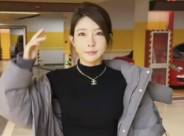 送百万豪车追女友,网红韩景枫与mermer疑似复合,却被质疑是剧本