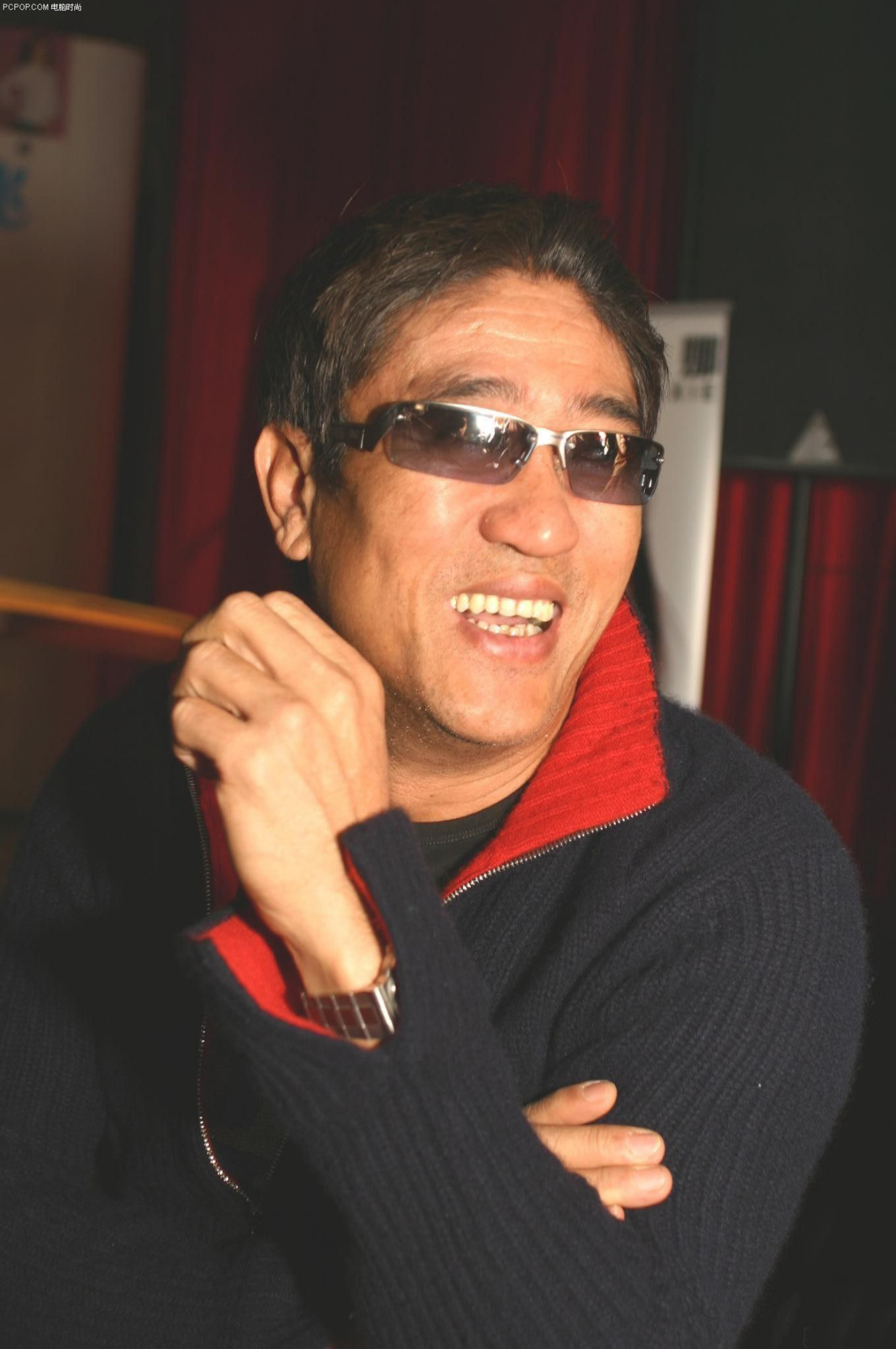 飞越黄河的柯受良地位有多高?张学友出钱治丧,刘德华为其女送嫁