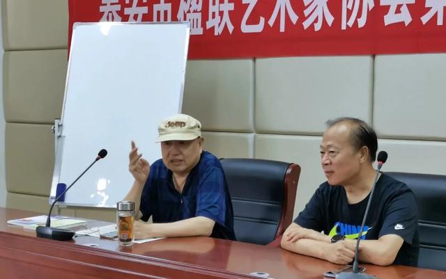 张振庆,徐慧新书发布会在大官庄楹联创作基地举行何树华老师主持