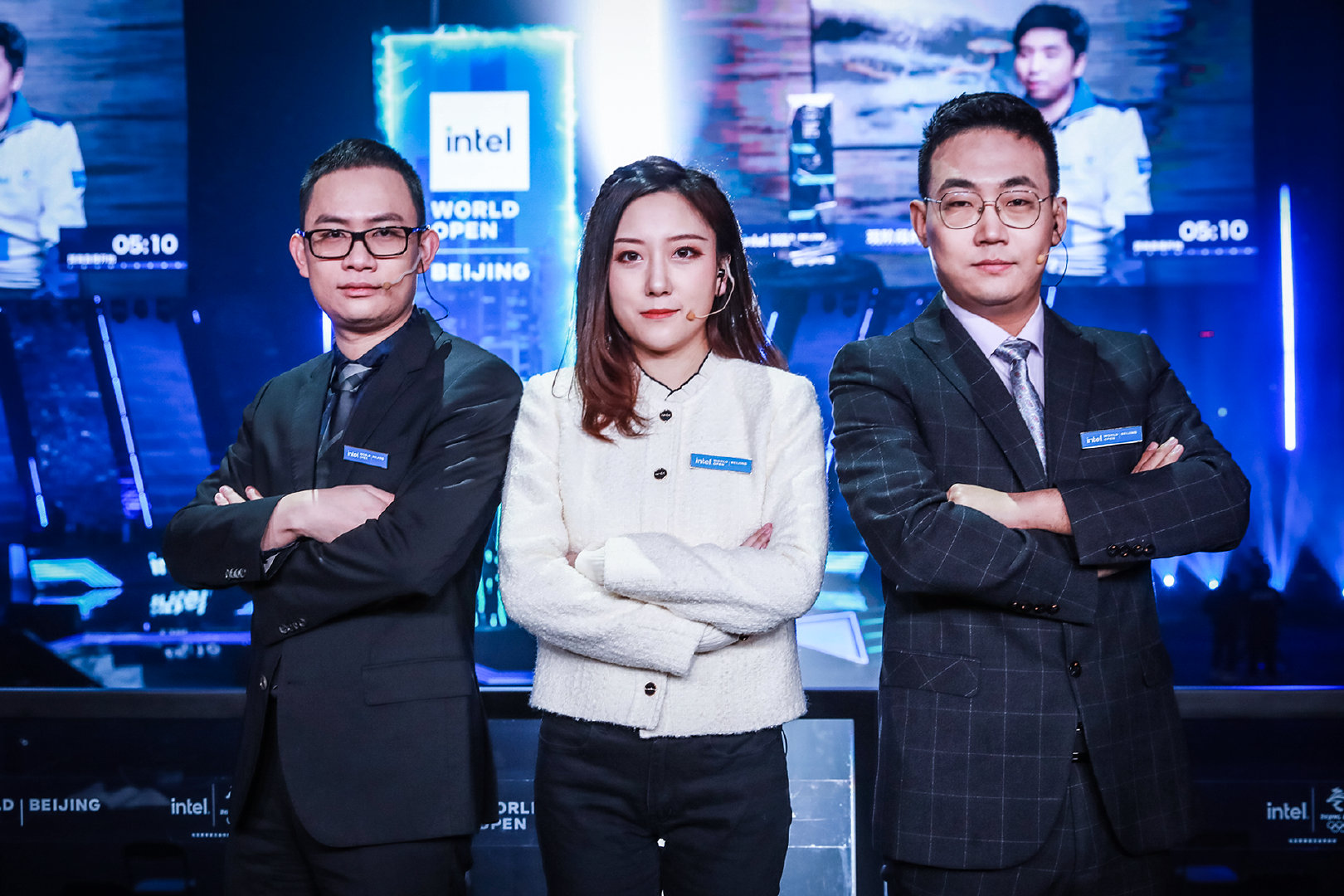 dota2-少谁谁尴尬?ams,yuno酱携手登上校花榜,水友:心疼璨璨