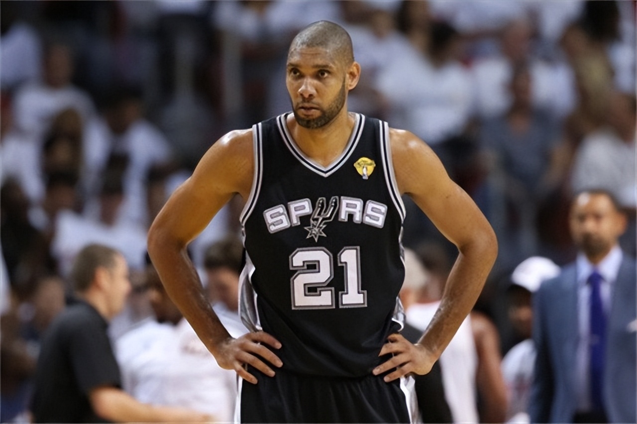 nba邓肯忘掉前妻背叛娇妻给他生娃活出自我