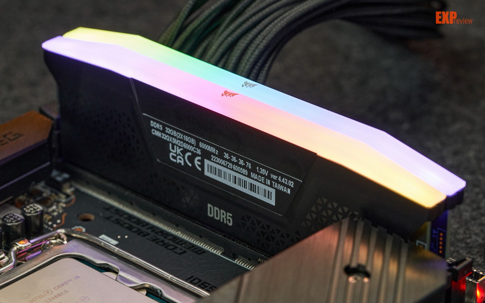 美商海盗船复仇者rgb ddr5 6000mhz内存评测:有性能有颜值