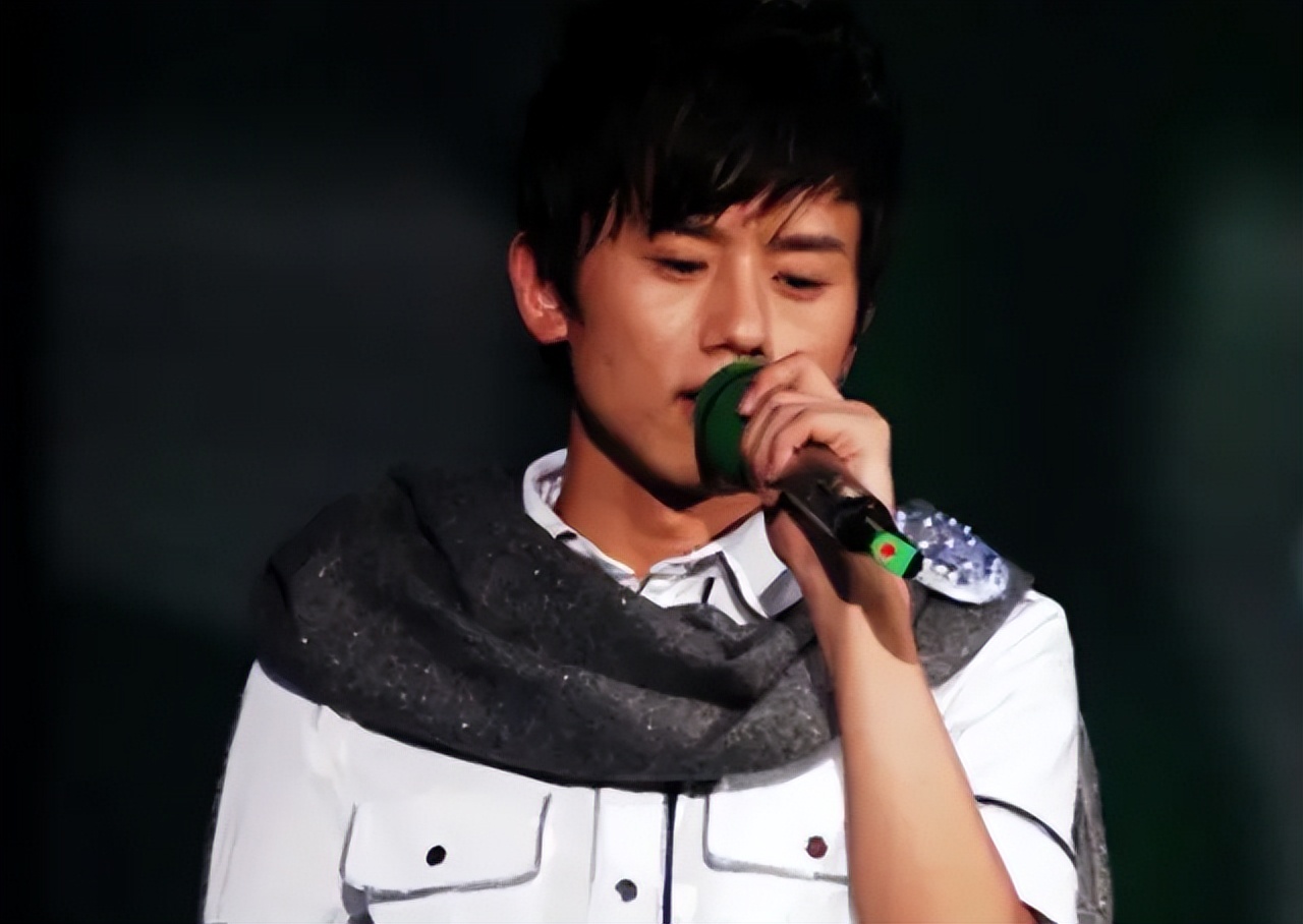 张杰谢娜结婚12年,从"被唱衰"到生下二胎:不被看好的才最长久