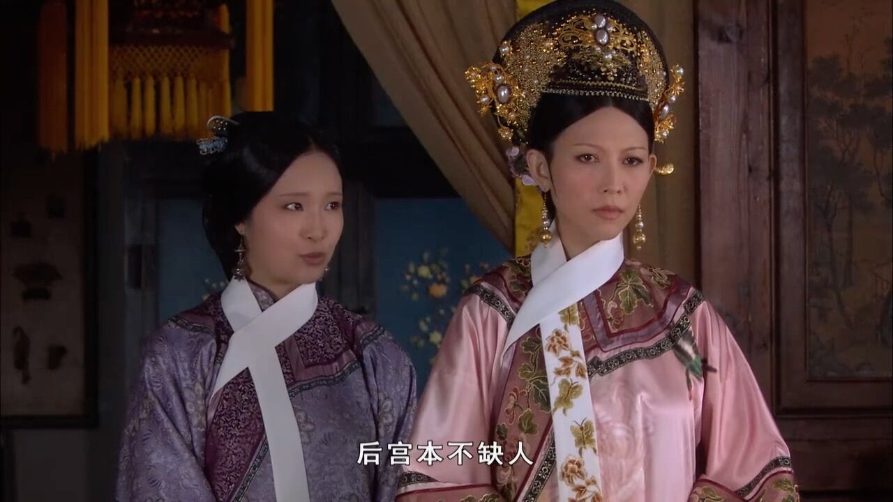 甄嬛传:难怪宜修一生无子,你看剪秋发髻上藏了啥?忠心说说而已