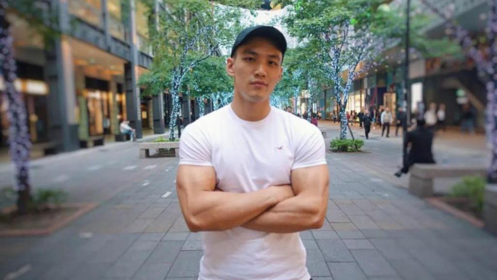 26岁新晋杜蕾斯男模,肌肉线条分明,成为杜蕾斯的新宠儿