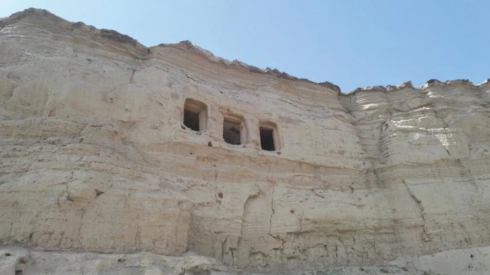 喀什三仙洞:中国最早的佛教石窟