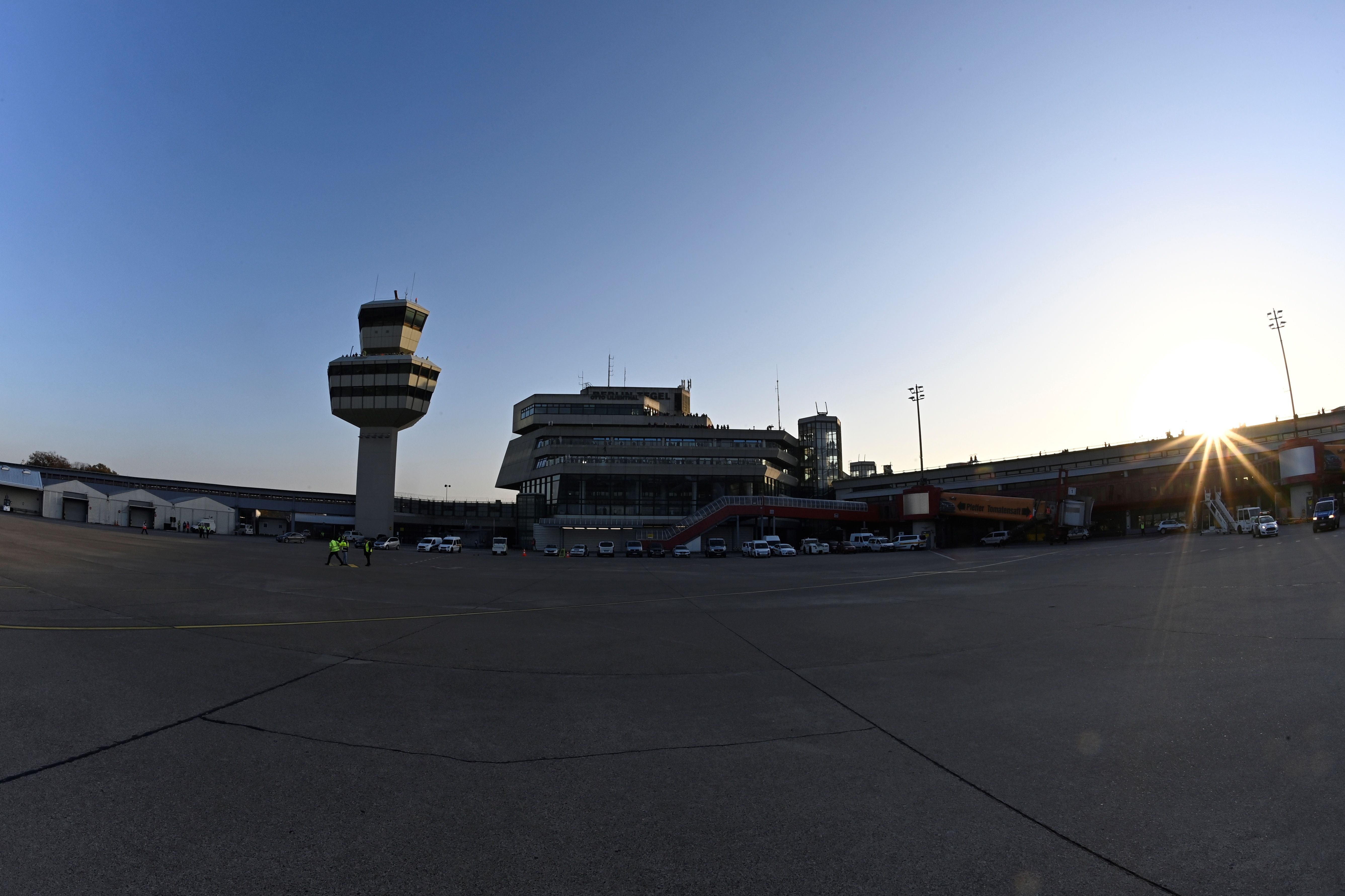 柏林泰格尔机场关闭(46)