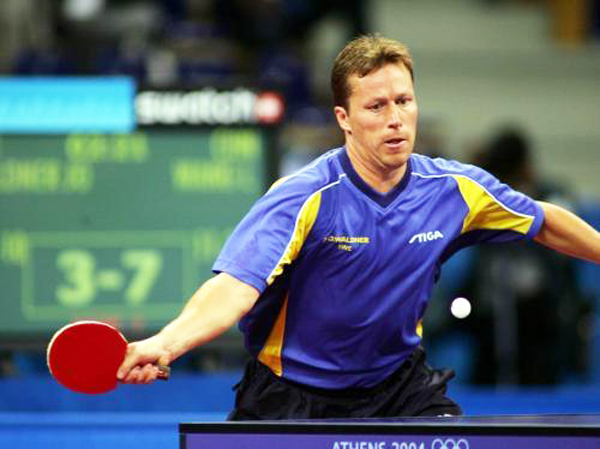 乒坛往事:老瓦梦碎雅典奥运会!王励勤虽输王皓,但外战保持不败