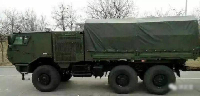 第三代军用卡车图片