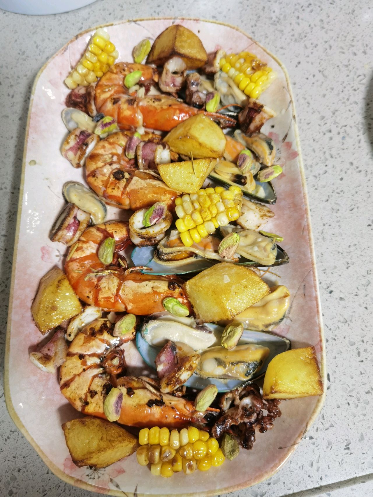 海鲜盛宴:开心海鲜派对,尽情享受美食的盛宴