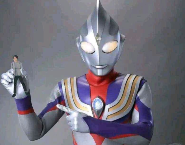 奥特曼:杰尼斯组合v6将在11月解散,长野博有望再次变身成迪迦!