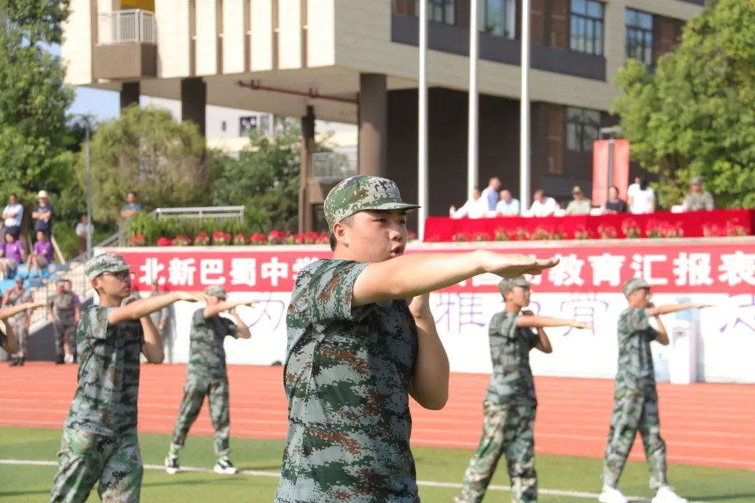 青春丨北新巴蜀中學軍訓現場曝光