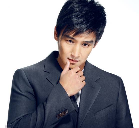 45岁洪小铃认爱张天霖,甜蜜磨合期大揭秘,17年前荧幕cp再续前缘