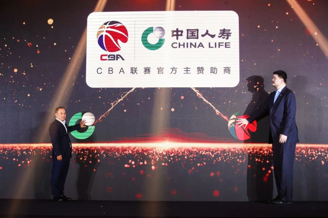 未来"易"起投!中国人寿续约cba,签约易建联,共创篮球新未来