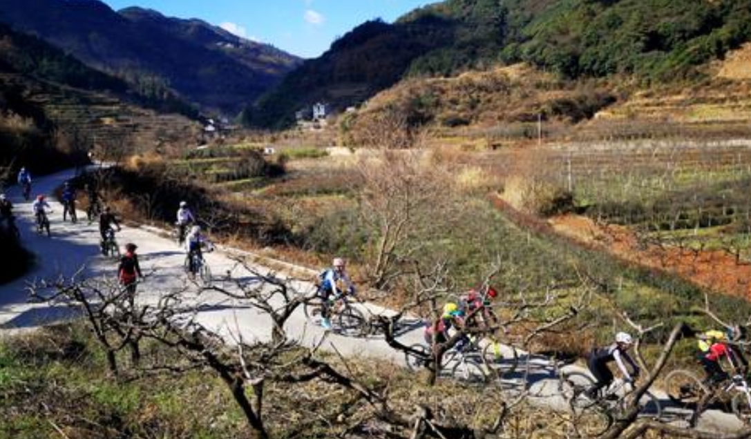 独特地貌的陡坡村,是白族人的天堂,群山中的世外桃源