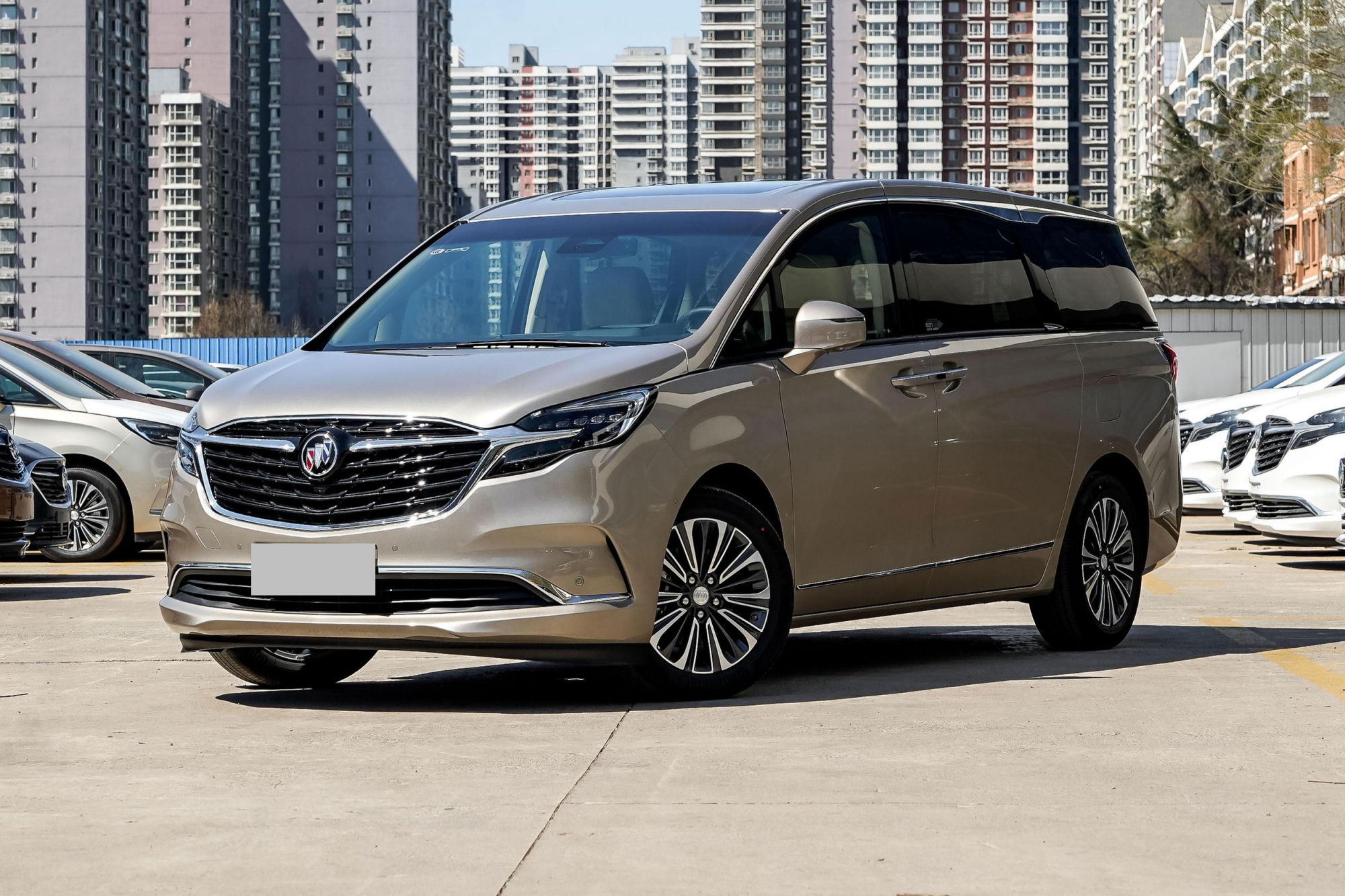 79万级别:中型mpv2022款 es陆尊 653t 智慧旗舰型第一款:上汽通用别克