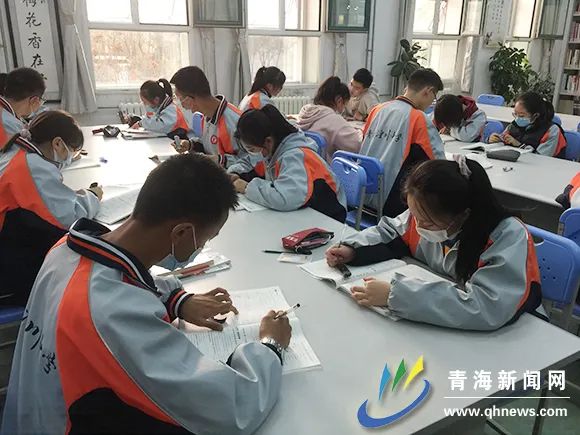 昨天,这支神奇的"笔"走进青海湟川中学.