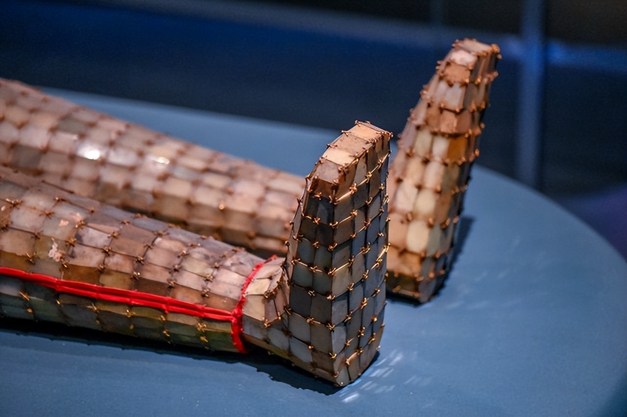 河北一座汉墓,墓主人是刘备的先祖,出土一万件精美文物