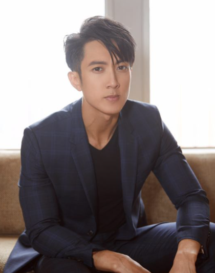 "文莱王子"吴尊定居内地,路人缘堪忧,港台明星开始内地化