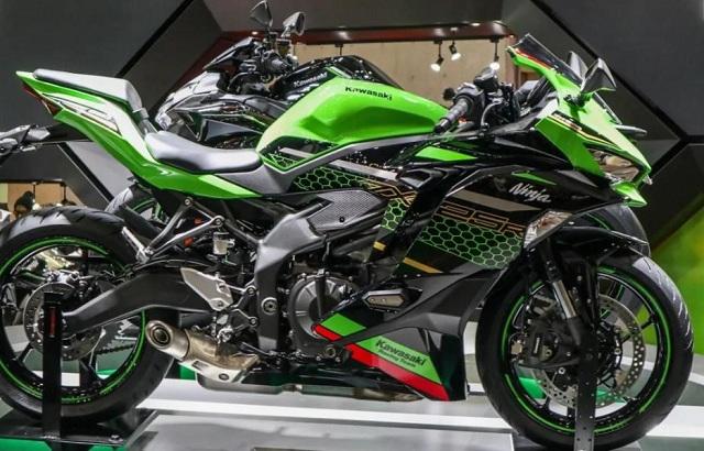 川崎zx-25r国内小贸售价高达9万,堪称梦想的摩托车