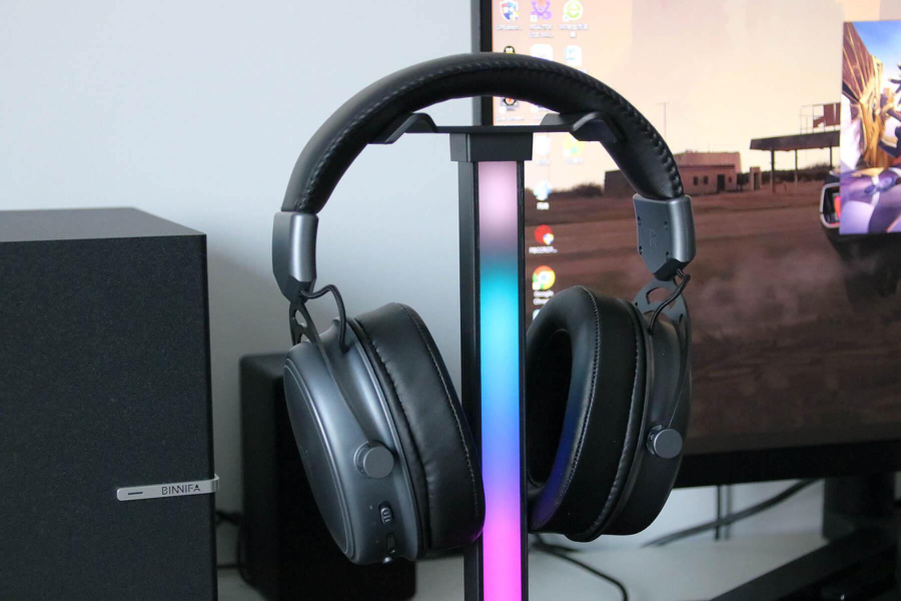 专为游戏玩家设计,氛围感十足的雷柏vh800耳机 vh10rgb支架体验