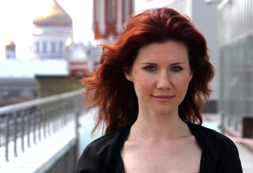 俄罗斯女间谍安娜有多牛?诱惑英国王子,被fbi监视6个月未露马脚