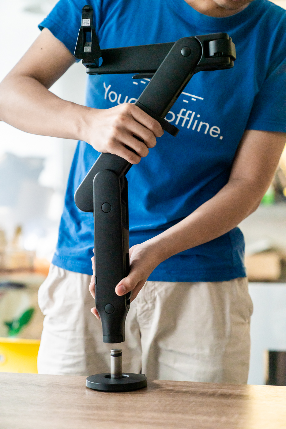 不氪金怎么会变得更强?ollin 显示器挂臂使用体验