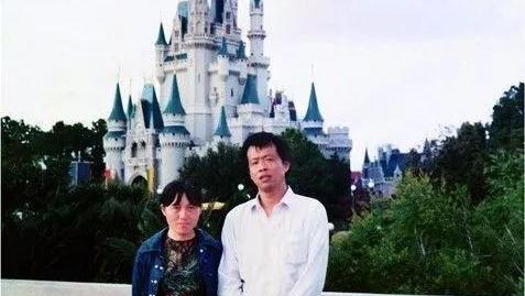 王小波:比高晓松还丑,"腆着脸"娶白富美!老婆还是性学专家