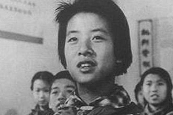 "黄帅事件"中,那位批评学生的班主任事后过得怎样?