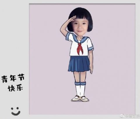 从小美到大!唐艺昕晒童年照 水手服配波波头萌翻