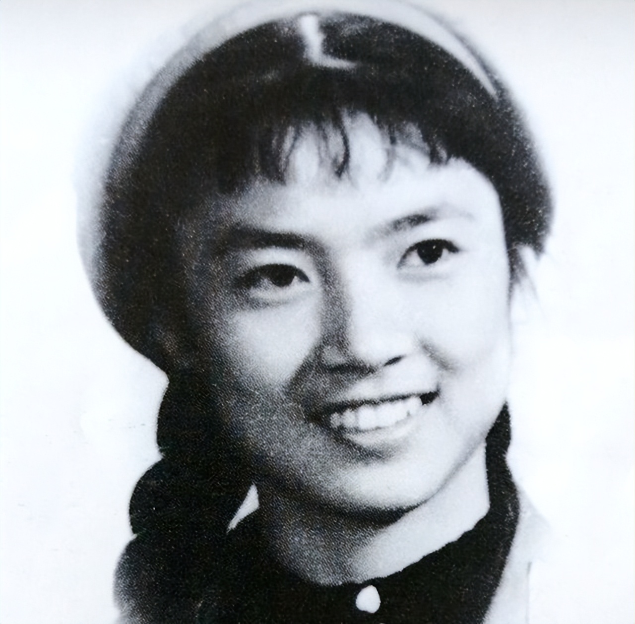 关于叶群内勤王兰多给林立果挑选女朋友的那些事