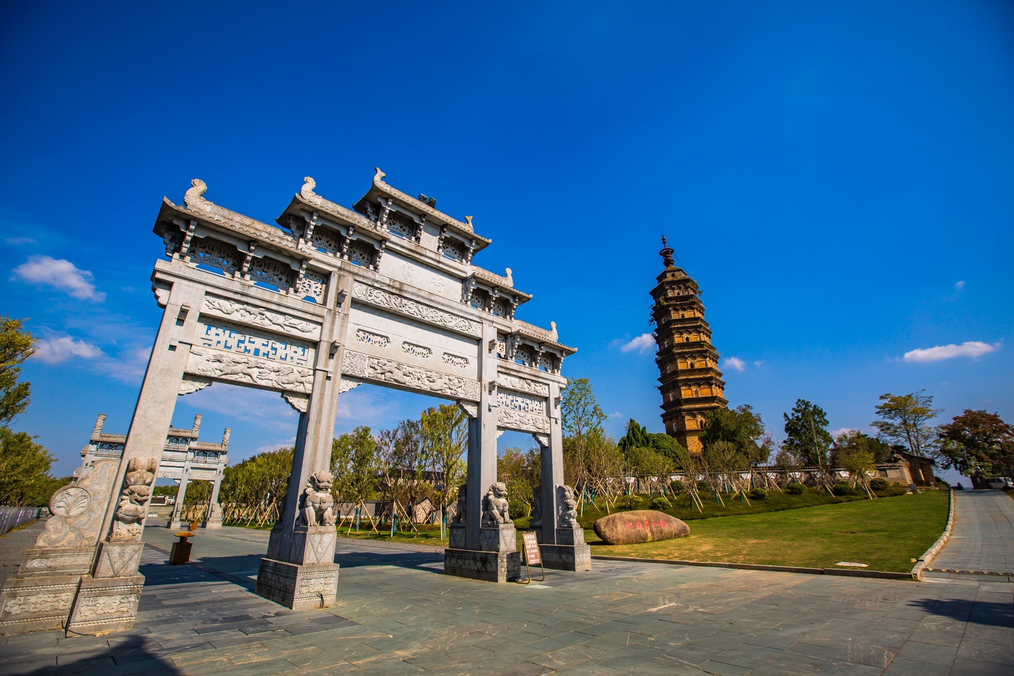 景德镇有一座浮梁古城,历史悠久,藏着江南保存较完整的清代县衙