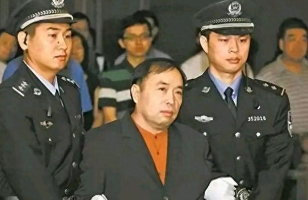 原副部级官员李纪周:出生在红军世家,却成为走私犯赖昌星的同僚