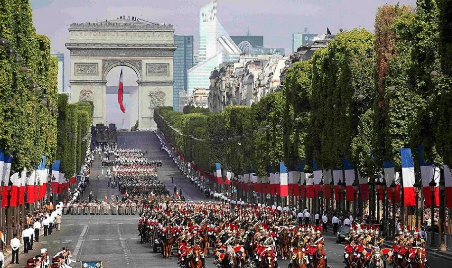 不请俄方参与欧洲胜利日,法国受到抨击:你们在二战只抵抗了6周