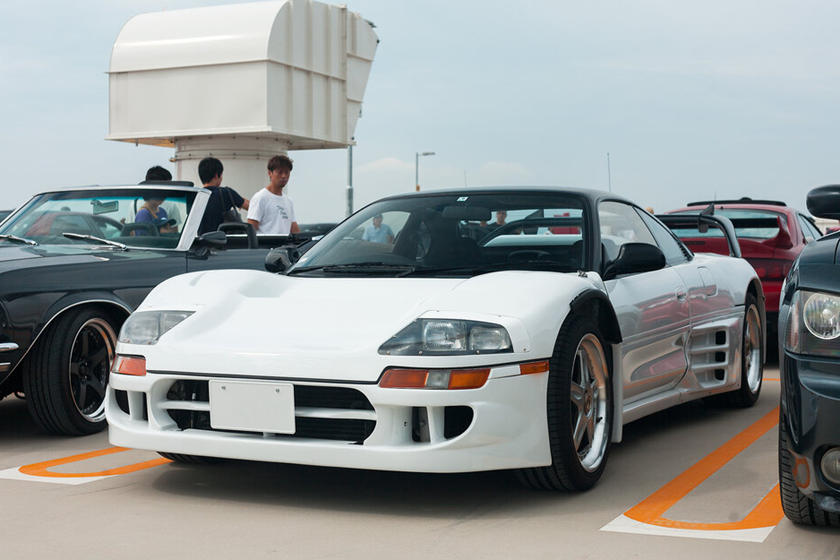 日本老款跑车图片