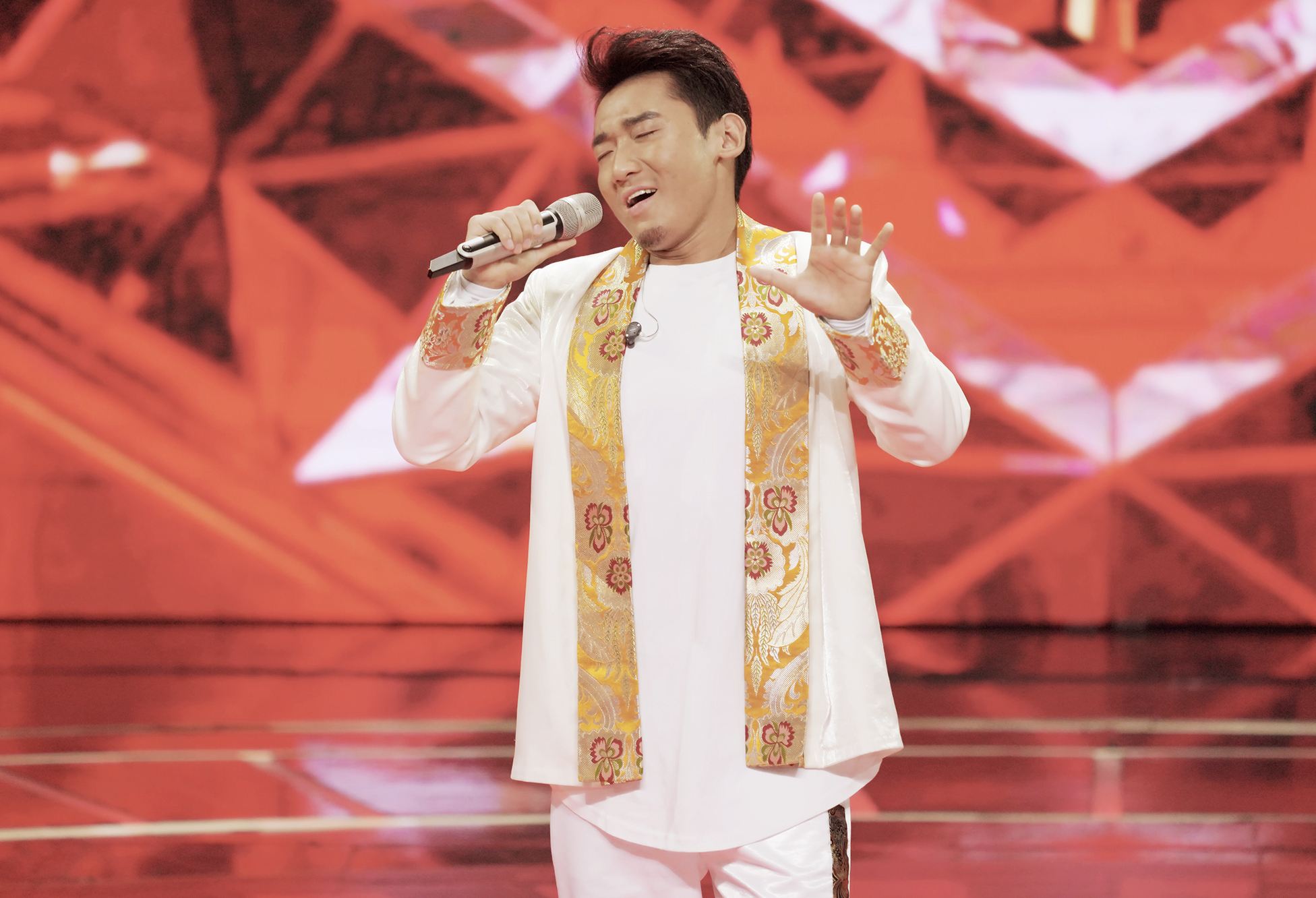 中国好声音 新疆歌手图片