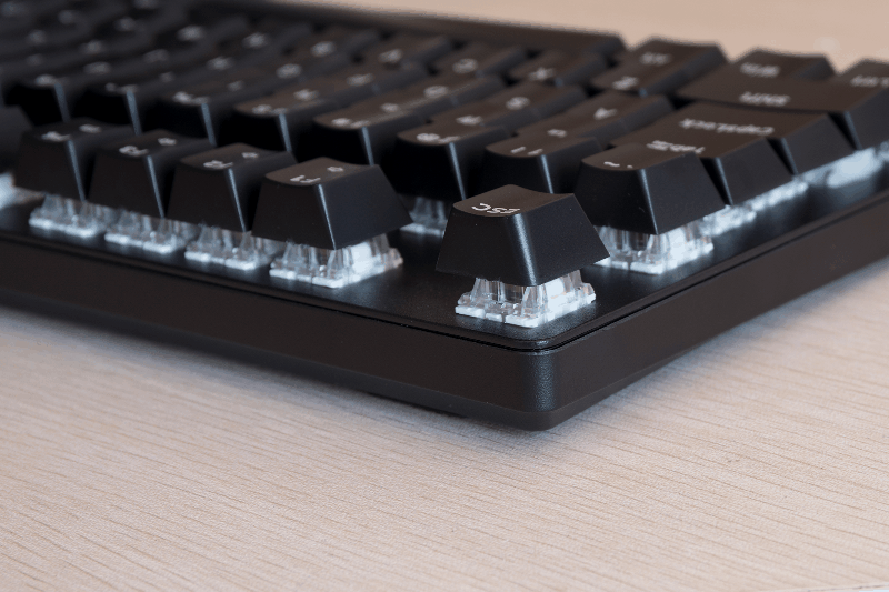 自主机械轴入门键盘新选择--雷柏v500pro游戏机械键盘