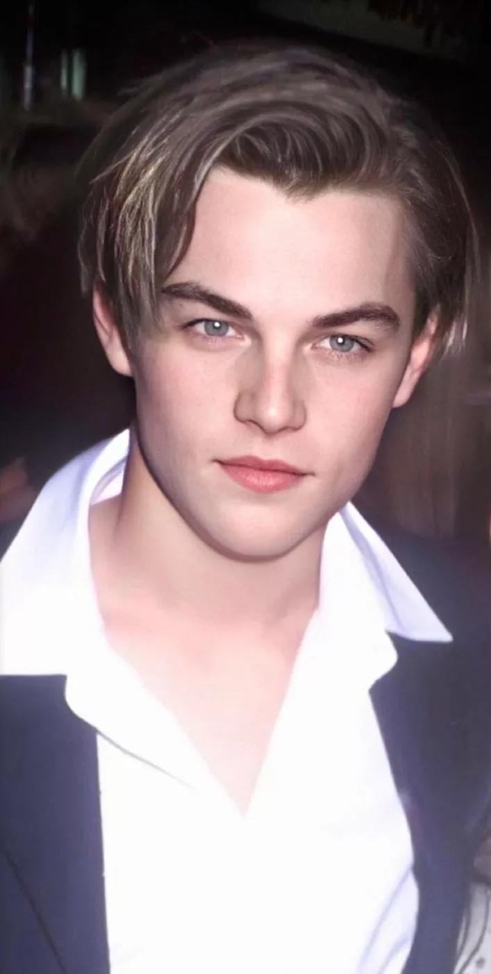 莱昂纳多:他是《泰坦尼克号》里的杰克,因为太帅苦恼,刻意变丑