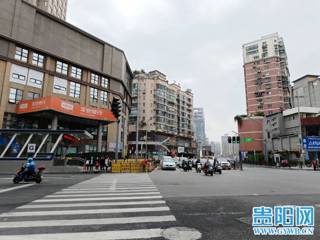 【治堵保畅进行时】贵阳人民大道与延安中路交叉路口早晚高峰期缩短