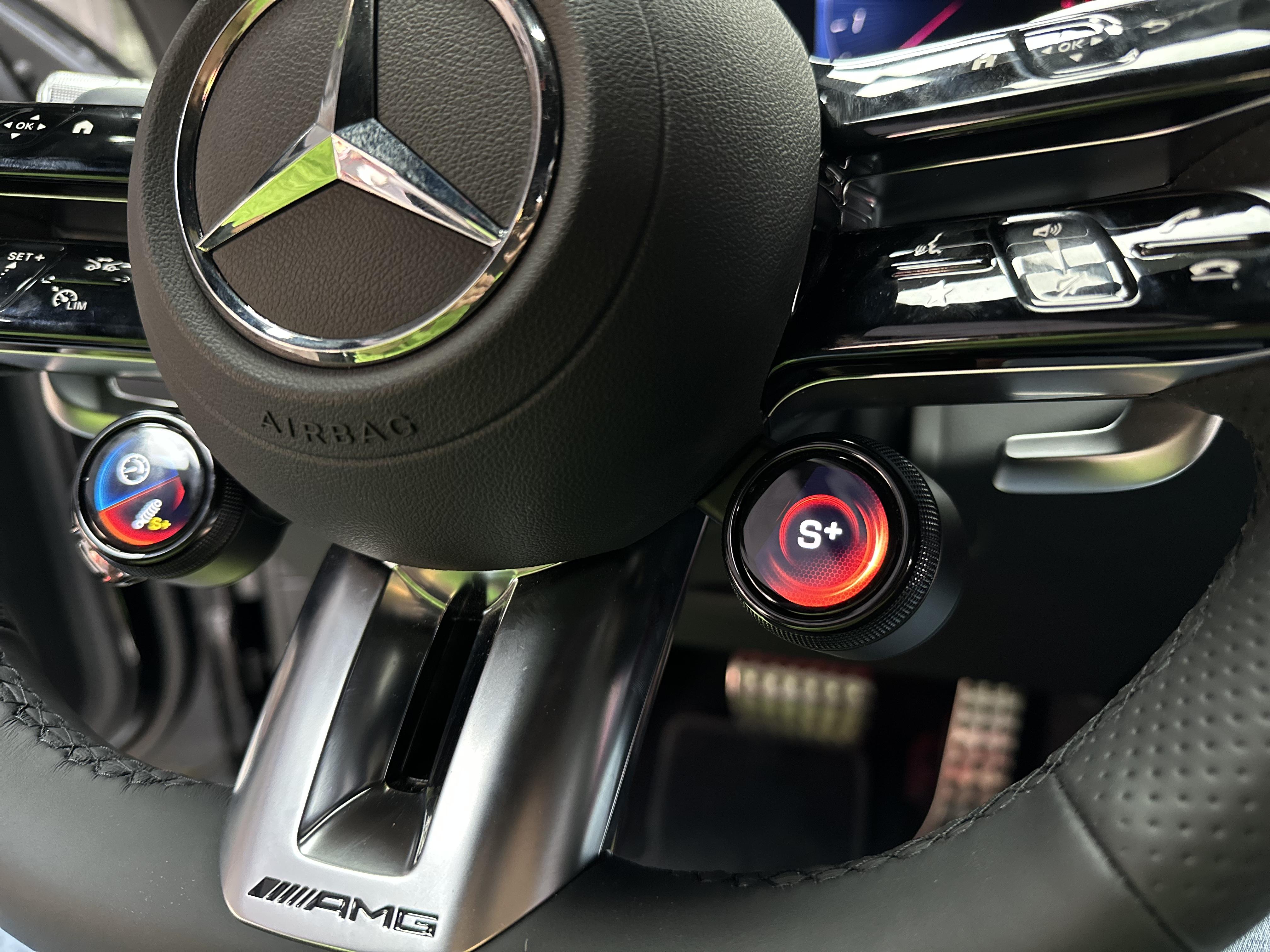 奔驰s450改装amg液晶旋钮,这是你喜欢的方向盘吗?