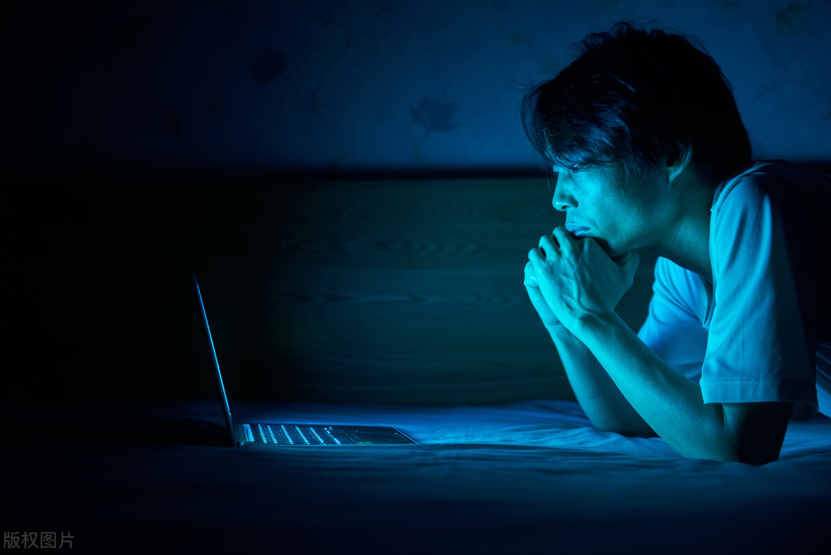 壹邦小知识:夜班后补觉的最佳时间 经常夜班熬夜泡什么喝