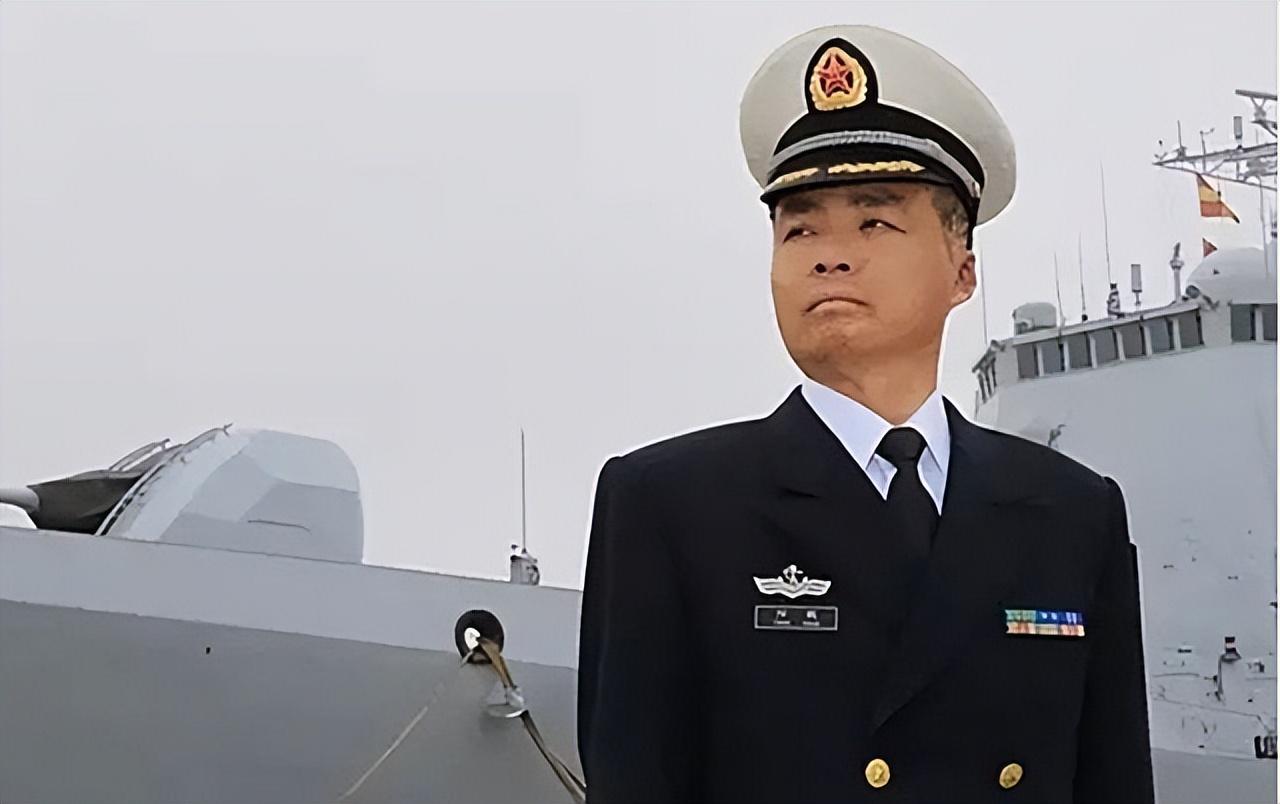 回顾2010年生死90秒冒火拯救44人全身烧伤今终娶娇妻凯旋归来