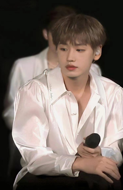 ak刘彰卡11出道,打脸曾经的自己,偷走庆怜人生蔡徐坤粉也委屈