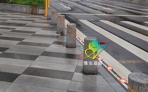深圳盐田智慧斑马线圆形道钉应用