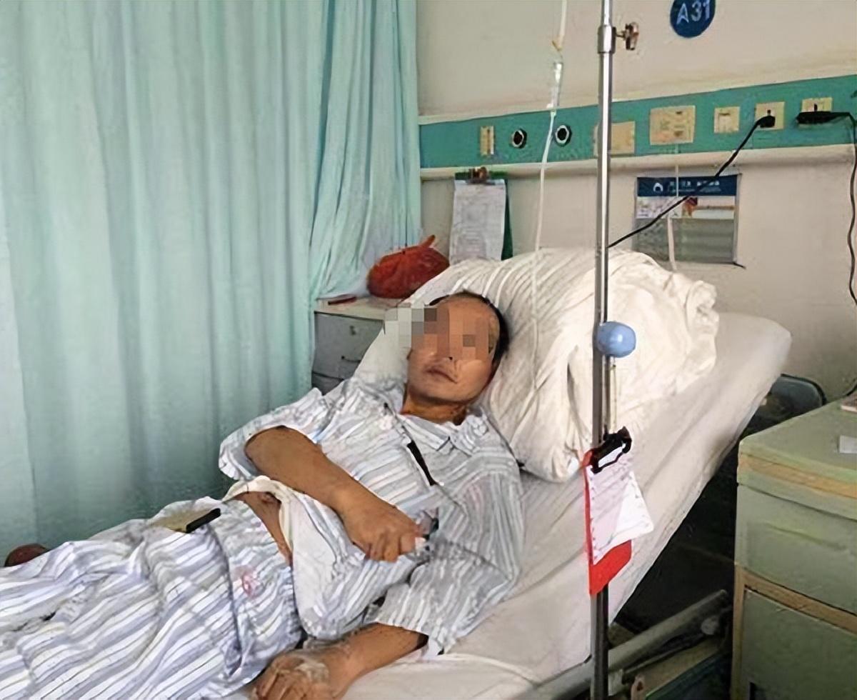 回顾杭州老人肝癌晚期拒绝治疗,搓麻将,吃小吃,女儿:随便他!