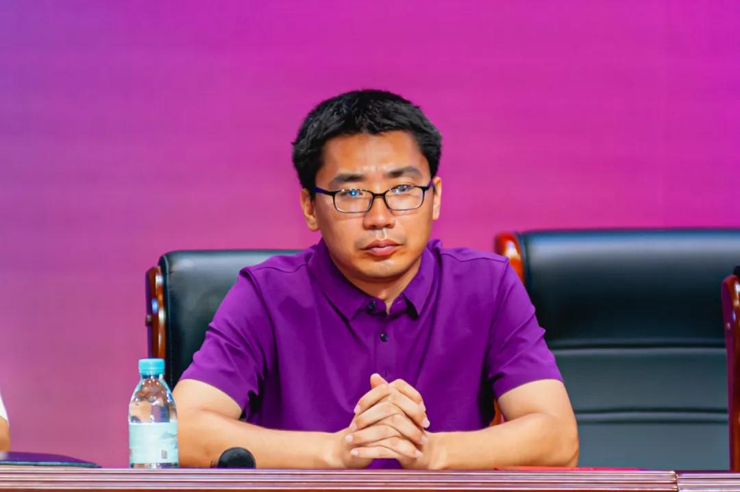 雄县第三高级中学全体教师大会隆重举行